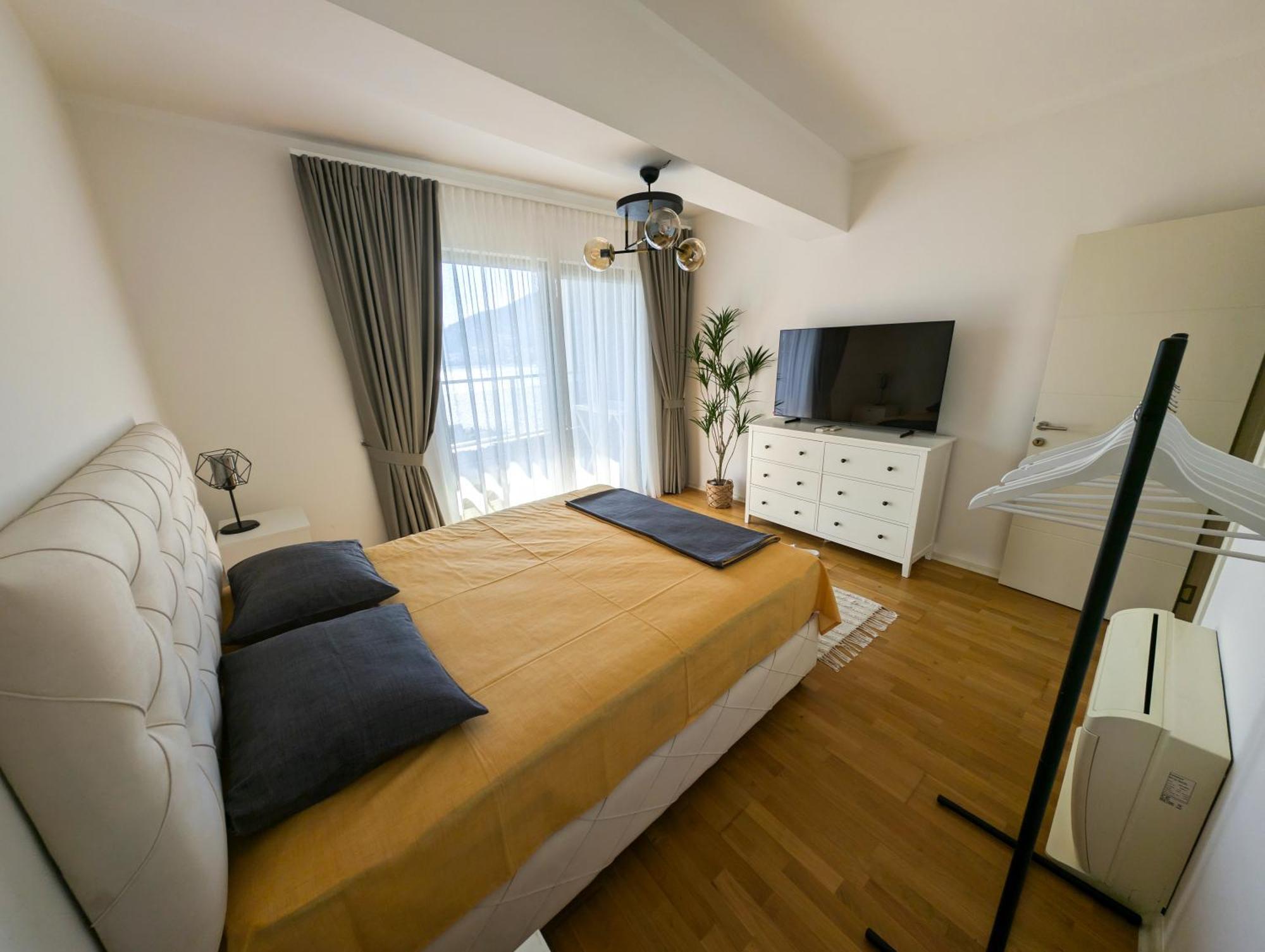 Lux Apartments Harmonia Будва Экстерьер фото
