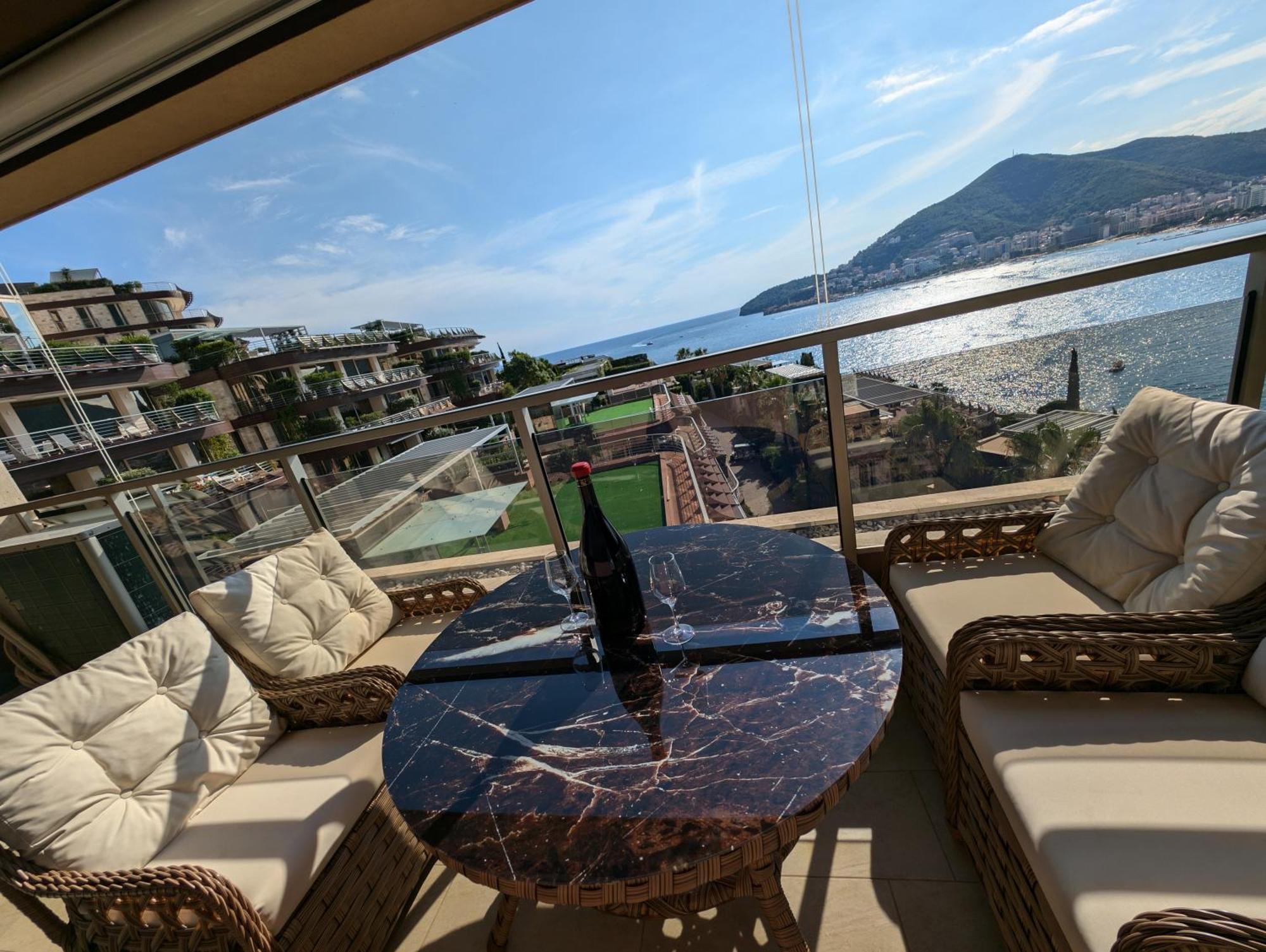 Lux Apartments Harmonia Будва Экстерьер фото
