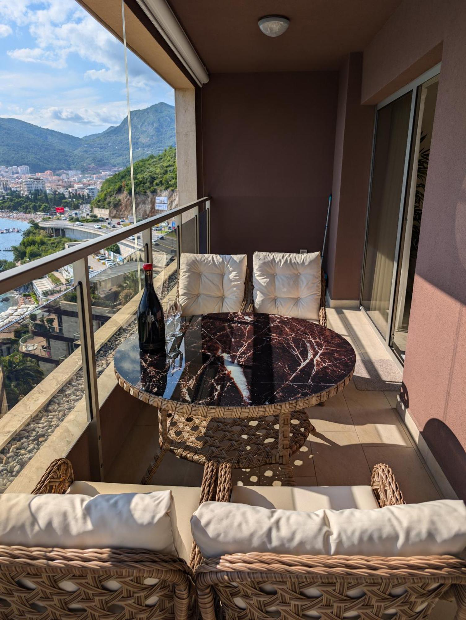 Lux Apartments Harmonia Будва Экстерьер фото