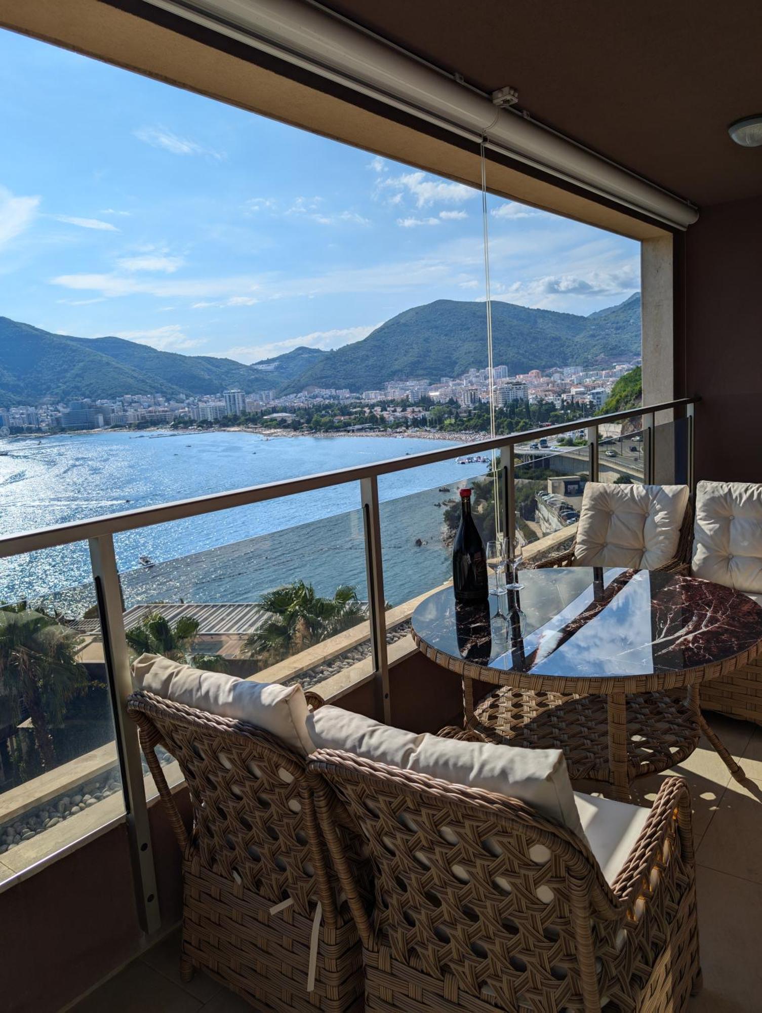 Lux Apartments Harmonia Будва Экстерьер фото