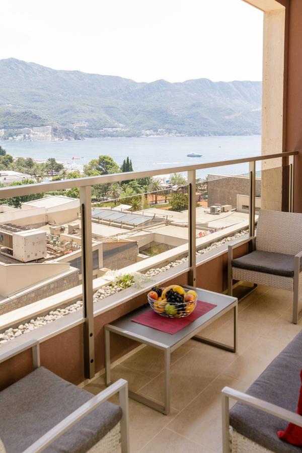 Lux Apartments Harmonia Будва Экстерьер фото